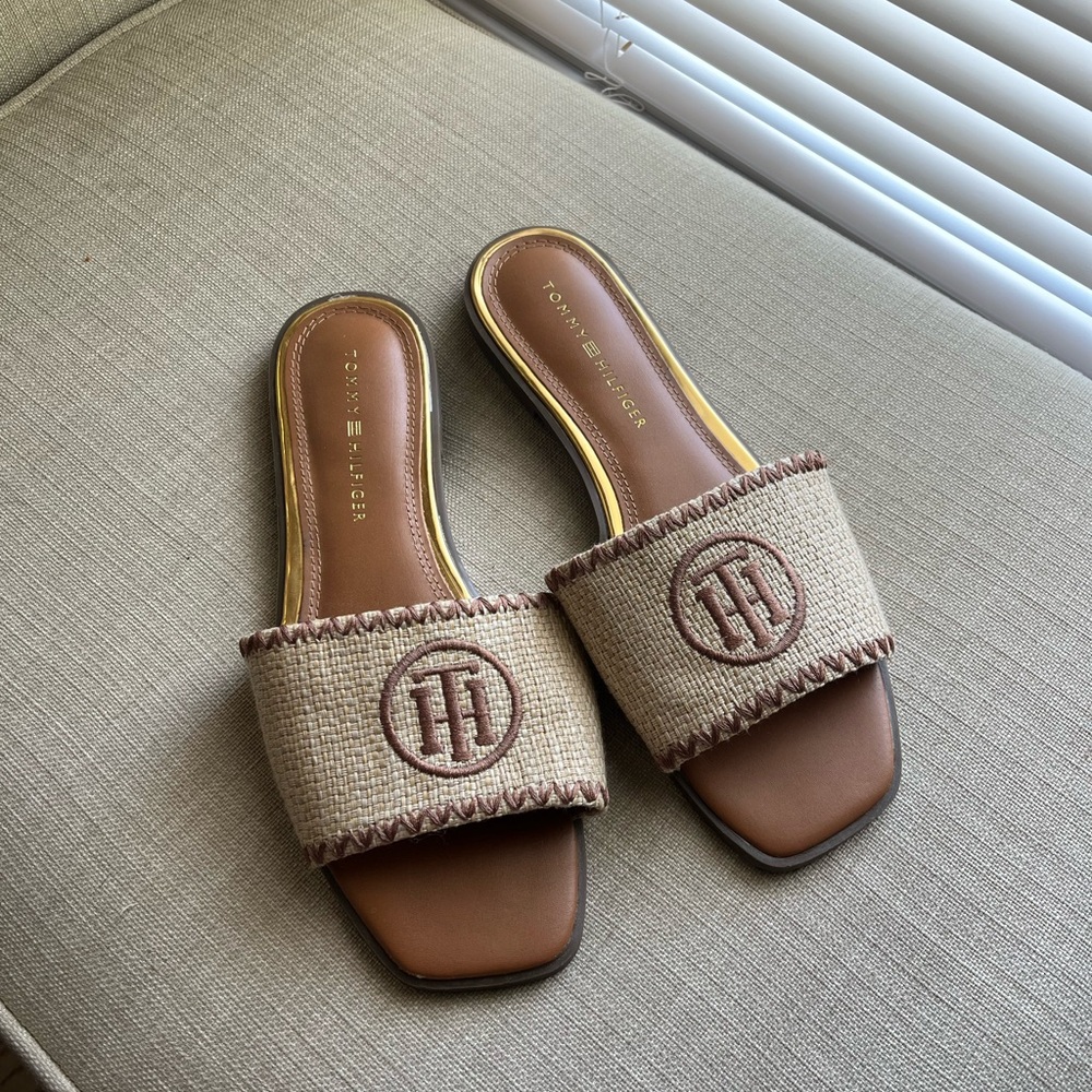 Tommy Hilfiger Tan Brown Slide Sandals with Monogram